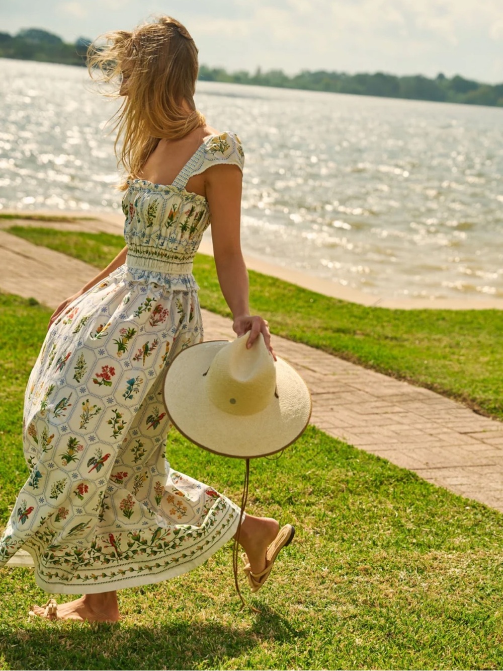 FARM RIO
Women's Tropical Porcelain Maxi Dress - Picture 2 of 5